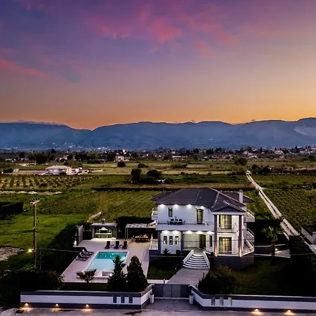 Palaz Villa