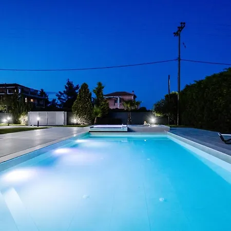 Palaz Villa *